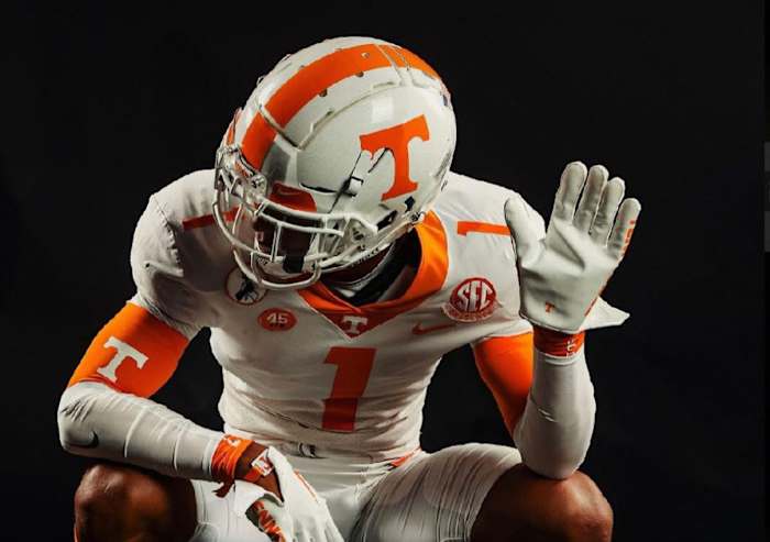 2025 3-star WR Braswell Thomas during an unofficial visit to Tennessee. (Photo courtesy of Braswell Thomas)
